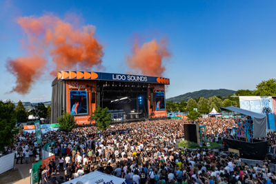 DBlik auf die Stage vom Lido Sounds Festival, einem der besten österreichischen Musikfestivals 2024