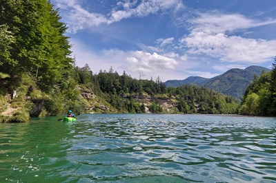 Kajaker am Klauser Stausee