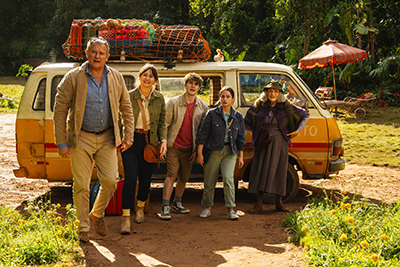 Hugh Bonneville als Henry Brown, Emily Mortimer als Mary Brown, Madeleine Harris als Judy Brown, Samuel Joslin als Jonathan Brown und Julie Walters als Mrs. Bird.